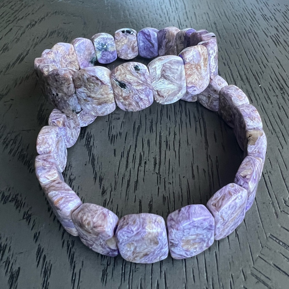 (ONE) Charoite soft bangle  SIZE 7’ - Picture 5 of 9